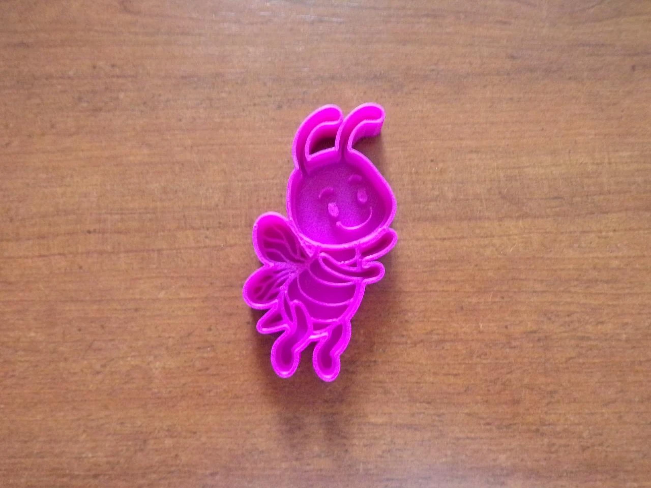 draagstuk bijenkorf 2 3D-geprint PLA 8 x 4,2 x 1 cm ca. – photo 2